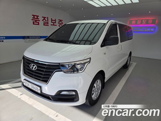 Hyundai Starex Van 3-Seater Smart — пробег 91 000 км — фото 1 из 5