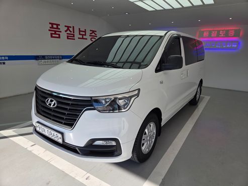 Hyundai Starex Van 3-Seater Smart — пробег 91 000 км — фото 1 из 5