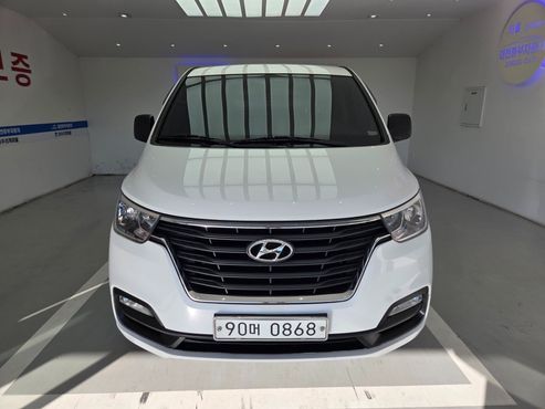 Hyundai Starex Van 3-Seater Smart — пробег 91 000 км — фото 2 из 5