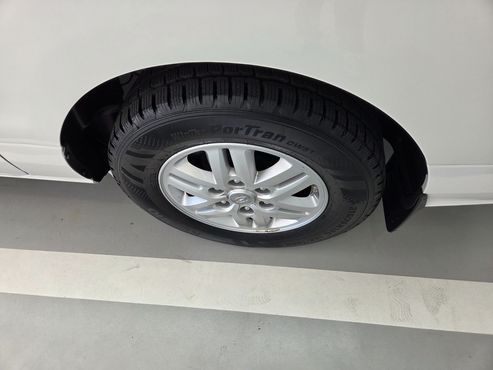 Hyundai Starex Van 3-Seater Smart — пробег 91 000 км — фото 5 из 5