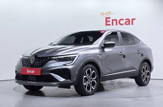 Renault (Samsung) Arkana 1.6 E-TECH Iconic — пробег 43 003 км — фото 1 из 5