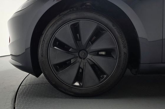 Tesla Model 3 RWD — пробег 13 279 км — фото 5 из 5
