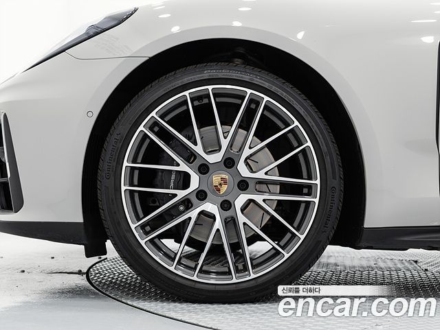 Porsche Panamera 2.9 AWD — пробег 10 350 км — фото 5 из 5