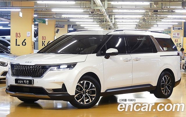 Kia Carnival из Кореи Encar