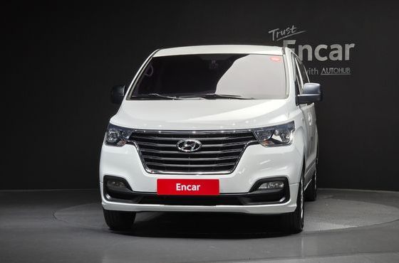 Hyundai Starex Van 5-Seater Modern — пробег 189 329 км — фото 3 из 5
