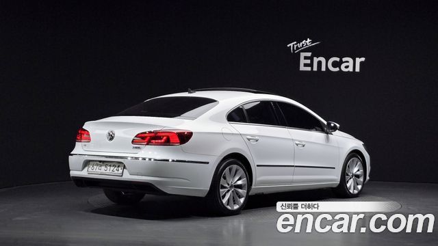 Volkswagen CC 2.0 TDI BlueMotion — пробег 175 304 км — фото 2 из 5