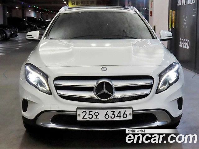 Mercedes-Benz GLA-Class GLA200 CDI — пробег 98 316 км — фото 2 из 5