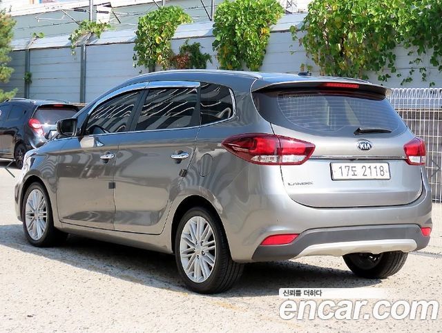 Kia Carens из Кореи Encar