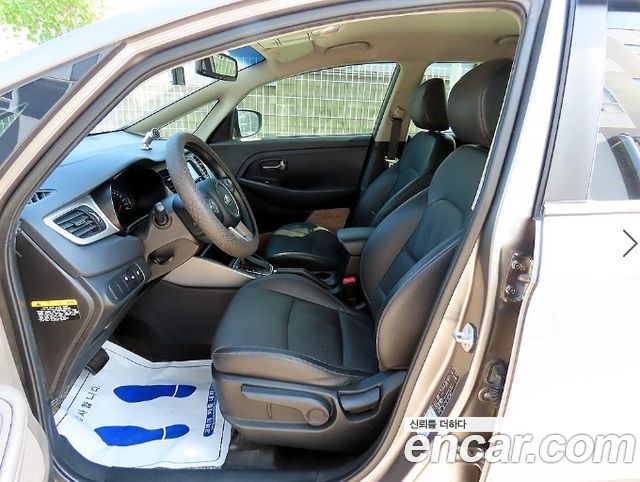 Kia Carens из Кореи Encar