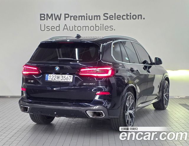 BMW X5 xDrive 30d M Sport — пробег 63 812 км — фото 2 из 5