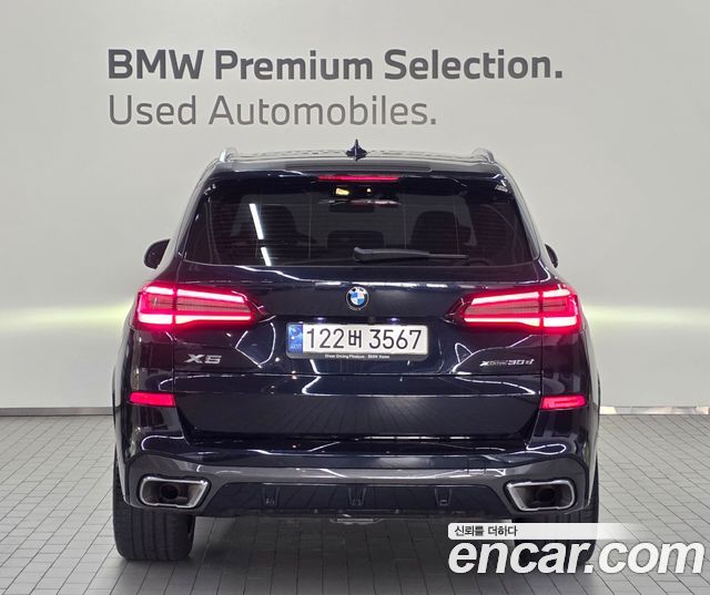 BMW X5 xDrive 30d M Sport — пробег 63 812 км — фото 4 из 5
