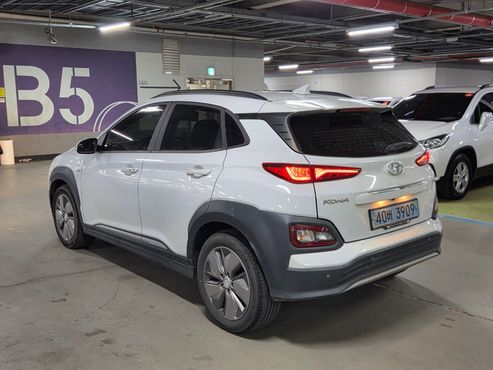 Hyundai Kona Modren — пробег 204 632 км — фото 3 из 5