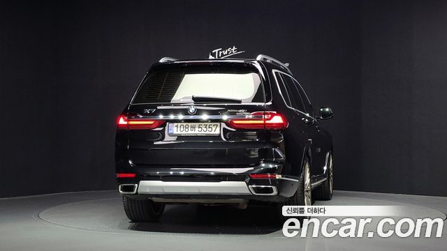 BMW X7 xDrive 40i Design Pure Excellence 6-Seater — пробег 67 032 км — фото 4 из 5