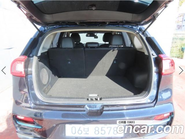 Kia Niro Noblesse — пробег 226 928 км — фото 5 из 5