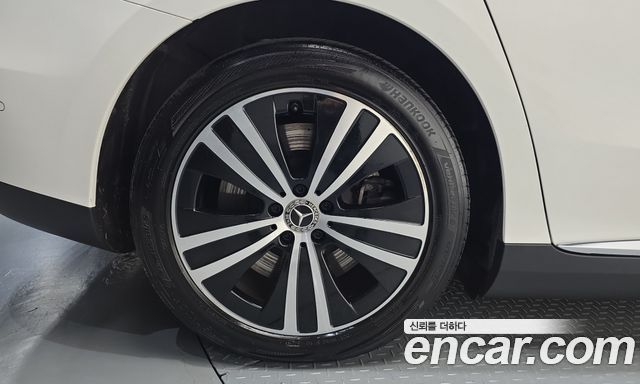 Mercedes-Benz EQE из Кореи Encar