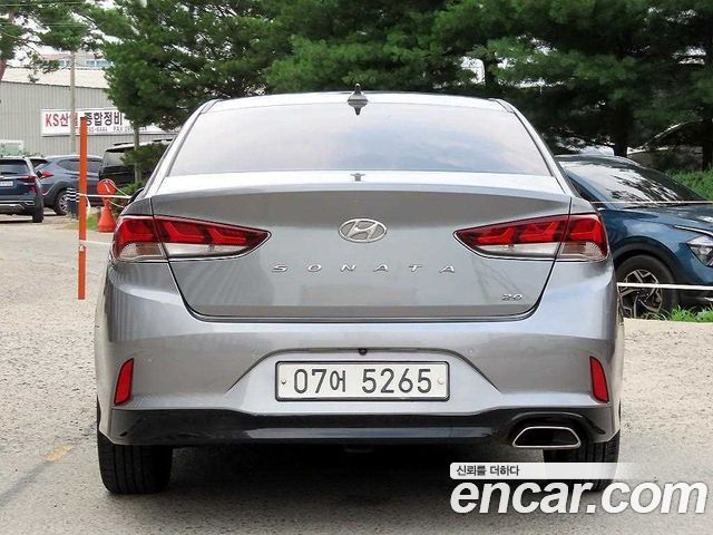 Hyundai Sonata 2.0 Smart Spicial — пробег 187 781 км — фото 4 из 5
