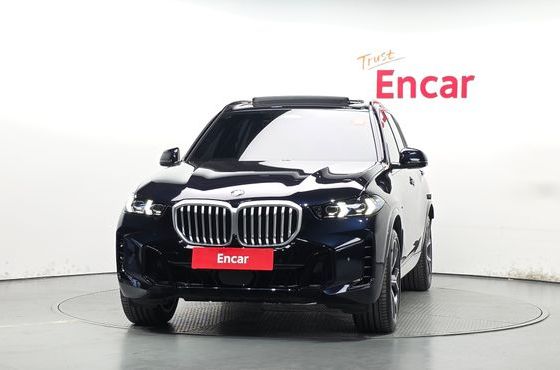BMW X5 xDrive 30d M Sport — пробег 6 693 км — фото 3 из 5