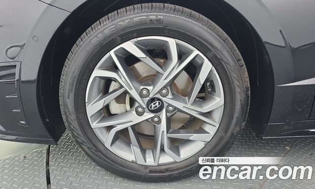 Hyundai Sonata 2.0 Premium Plus — пробег 69 787 км — фото 5 из 5
