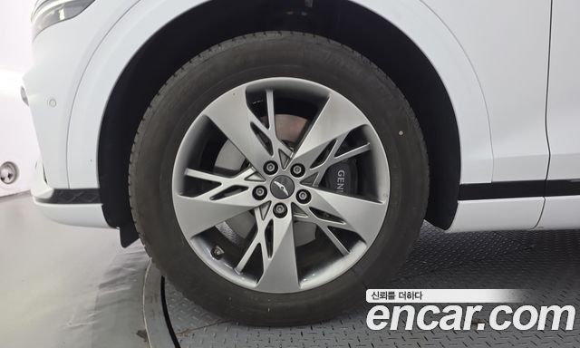 Genesis GV70 из Кореи Encar