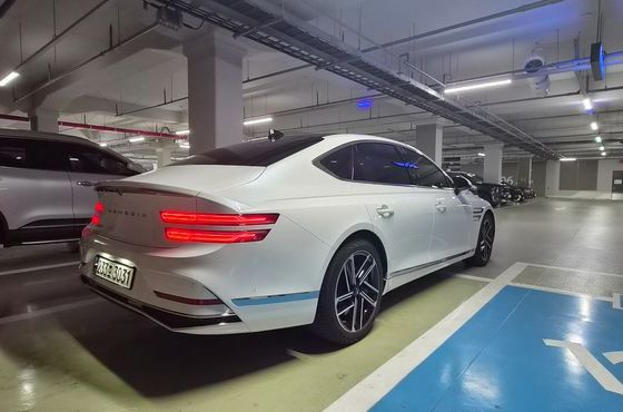 Genesis G80 Gasoline 2.5 Turbo 2WD — пробег 32 826 км — фото 4 из 5