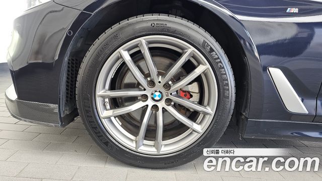 BMW 5-Series 520d xDrive M Sport Package Plus — пробег 163 329 км — фото 5 из 5