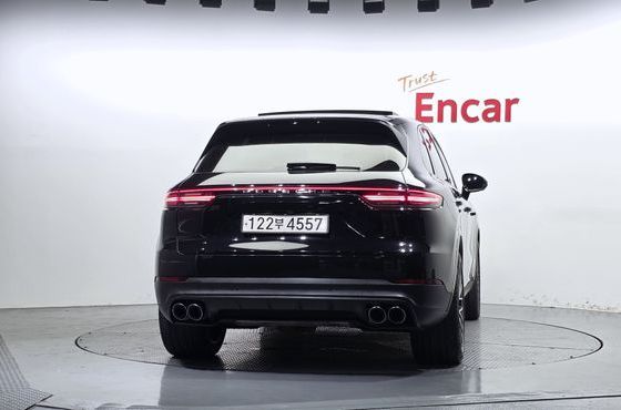 Porsche Cayenne 3.0 — пробег 136 468 км — фото 4 из 5