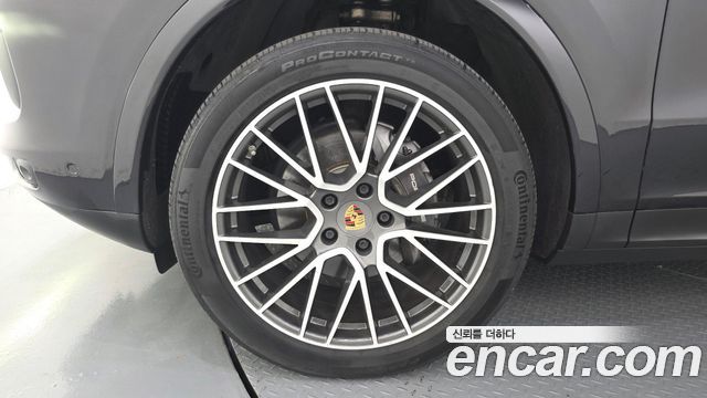 Porsche Cayenne 3.0 — пробег 136 468 км — фото 5 из 5