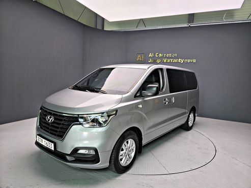 Hyundai Starex Van 3-Seater Smart — пробег 137 728 км — фото 3 из 5