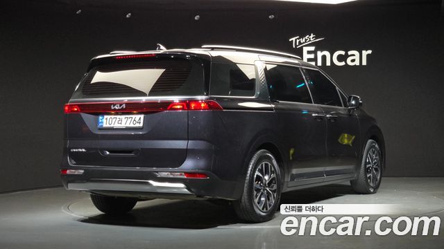 Kia Carnival из Кореи Encar