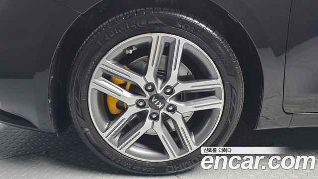 Kia K3 из Кореи Encar