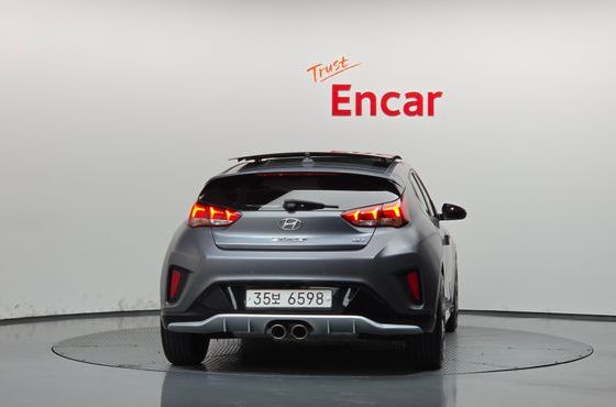 Hyundai Veloster 1.6 Turbo Sport Core — пробег 37 635 км — фото 4 из 5