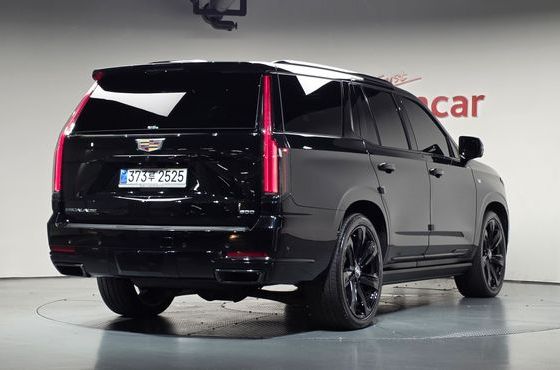 Cadillac Escalade 6.2 Sports Platinum — пробег 14 383 км — фото 2 из 5