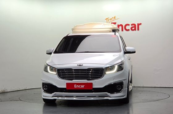 Kia Carnival 9-seater Prestige — пробег 111 060 км — фото 3 из 5