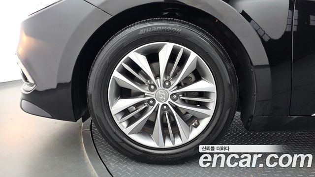 Hyundai Grandeur из Кореи Encar