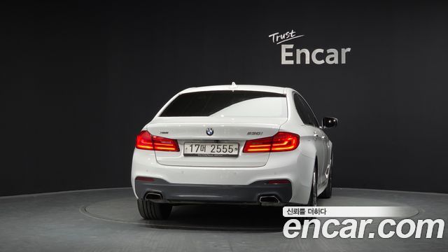 BMW 5-Series 530i xDrive M Sport Package Plus — пробег 102 687 км — фото 4 из 5