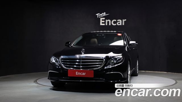 Mercedes-Benz E-Class из Кореи Encar