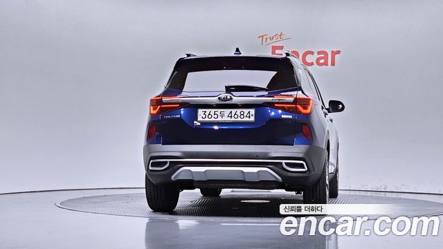 Kia Seltos из Кореи Encar