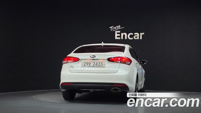 Kia K3 из Кореи Encar