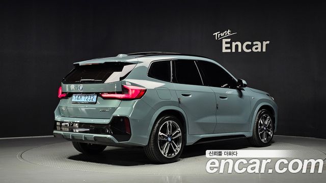 BMW iX1 из Кореи Encar