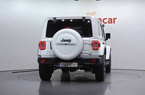 Jeep Wrangler 2.0 Overland 4Door — пробег 106 886 км — фото 4 из 5