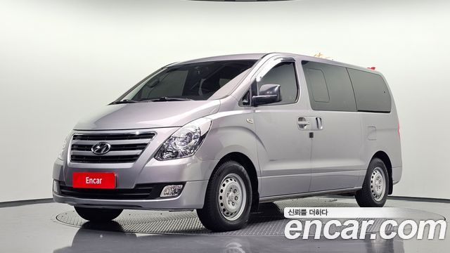 Hyundai Starex 12-Seater Wagon Smart — пробег 96 008 км — фото 1 из 5