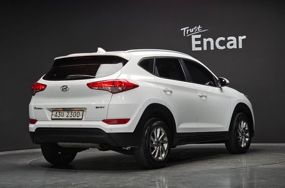 Hyundai Tucson Diesel 1.7 2WD Modern — пробег 173 100 км — фото 2 из 5