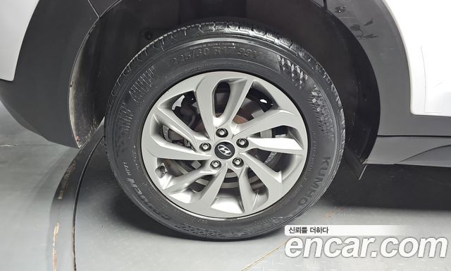Hyundai Tucson из Кореи Encar