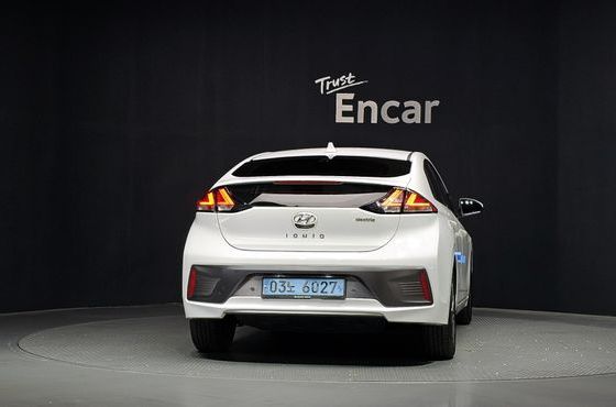 Hyundai Ioniq N — пробег 131 465 км — фото 4 из 5