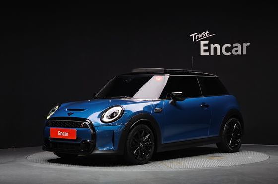 Mini Cooper Classic Third Generation — пробег 49 648 км — фото 1 из 5