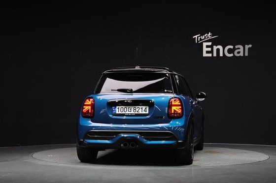 Mini Cooper Classic Third Generation — пробег 49 648 км — фото 4 из 5