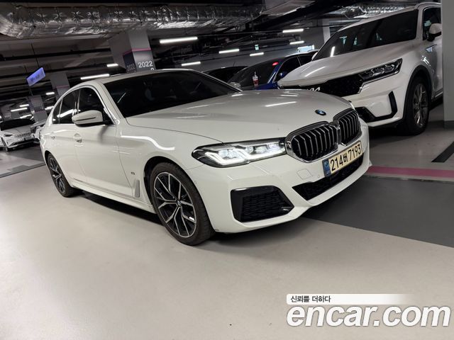 BMW 5-Series 530i xDrive M Sport Package — пробег 125 976 км — фото 1 из 5