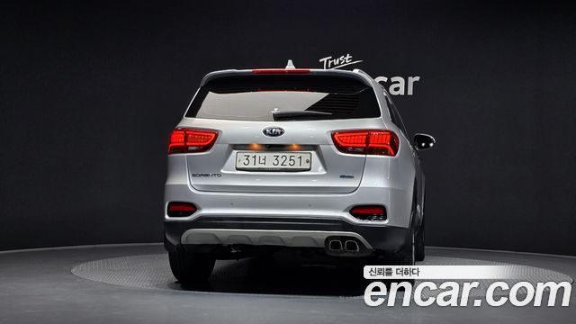 Kia Sorento Diesel 2.0 2WD Prestige — пробег 224 109 км — фото 4 из 5