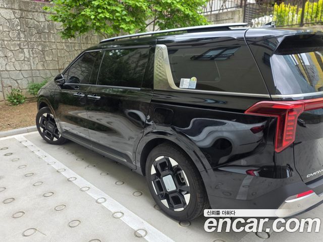 Kia Carnival Diesel 9-Seater Noblesse — пробег 59 000 км — фото 2 из 5