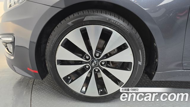 Kia K5 из Кореи Encar